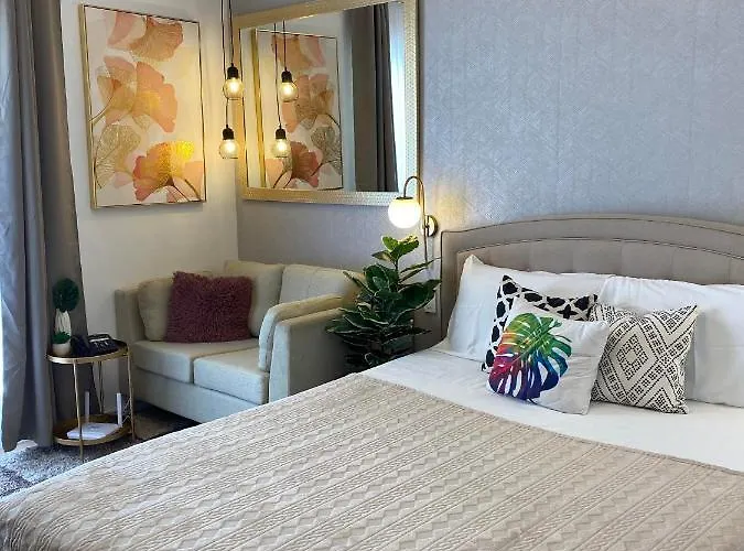 Amani 133,3 Minutes To Airport,with Gym & Pool,fast Wi-fi, Free Netflix *