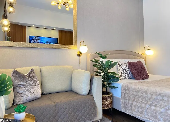 Amani 133,3 Minutes To Airport,with Gym & Pool,fast Wi-fi, Free Netflix Apartment