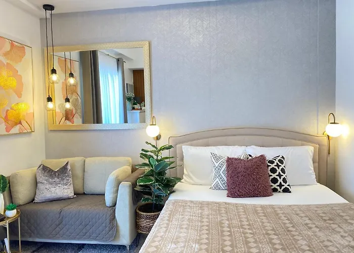 Amani 133,3 Minutes To Airport,with Gym & Pool,fast Wi-fi, Free Netflix Apartment *